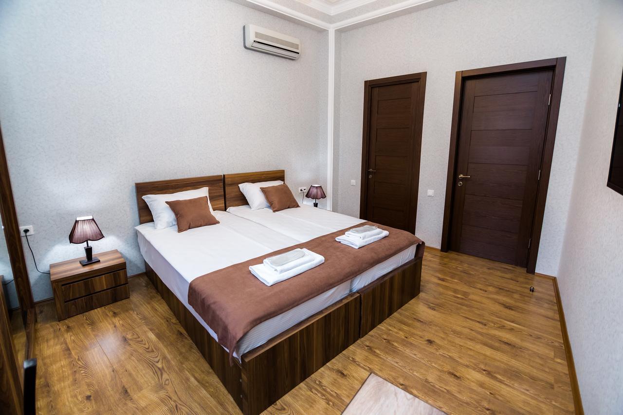 Elia Palace Hotel Tbilisi Bagian luar foto