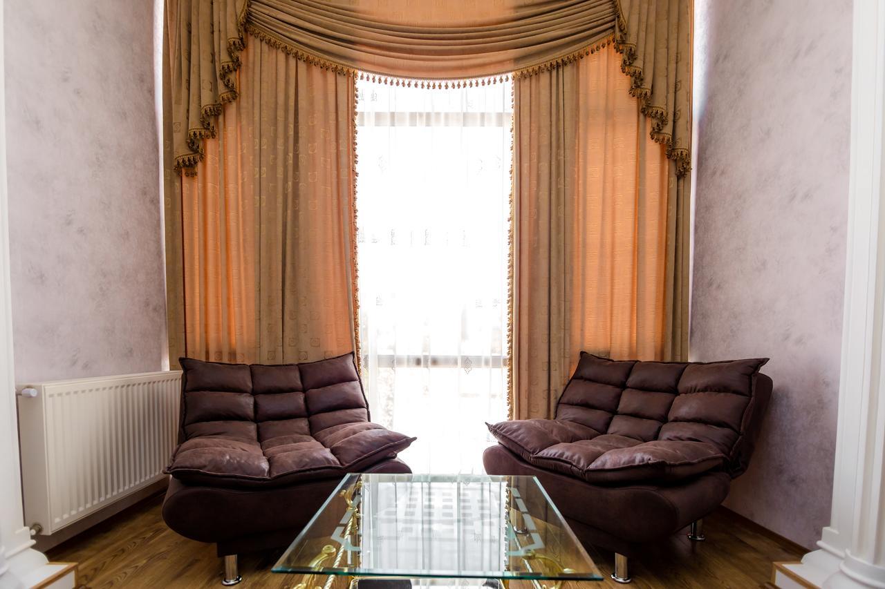 Elia Palace Hotel Tbilisi Bagian luar foto