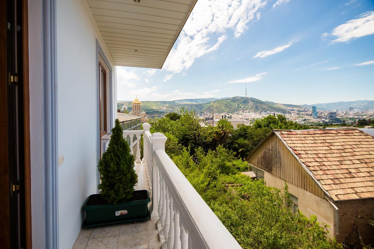 Elia Palace Hotel Tbilisi Bagian luar foto