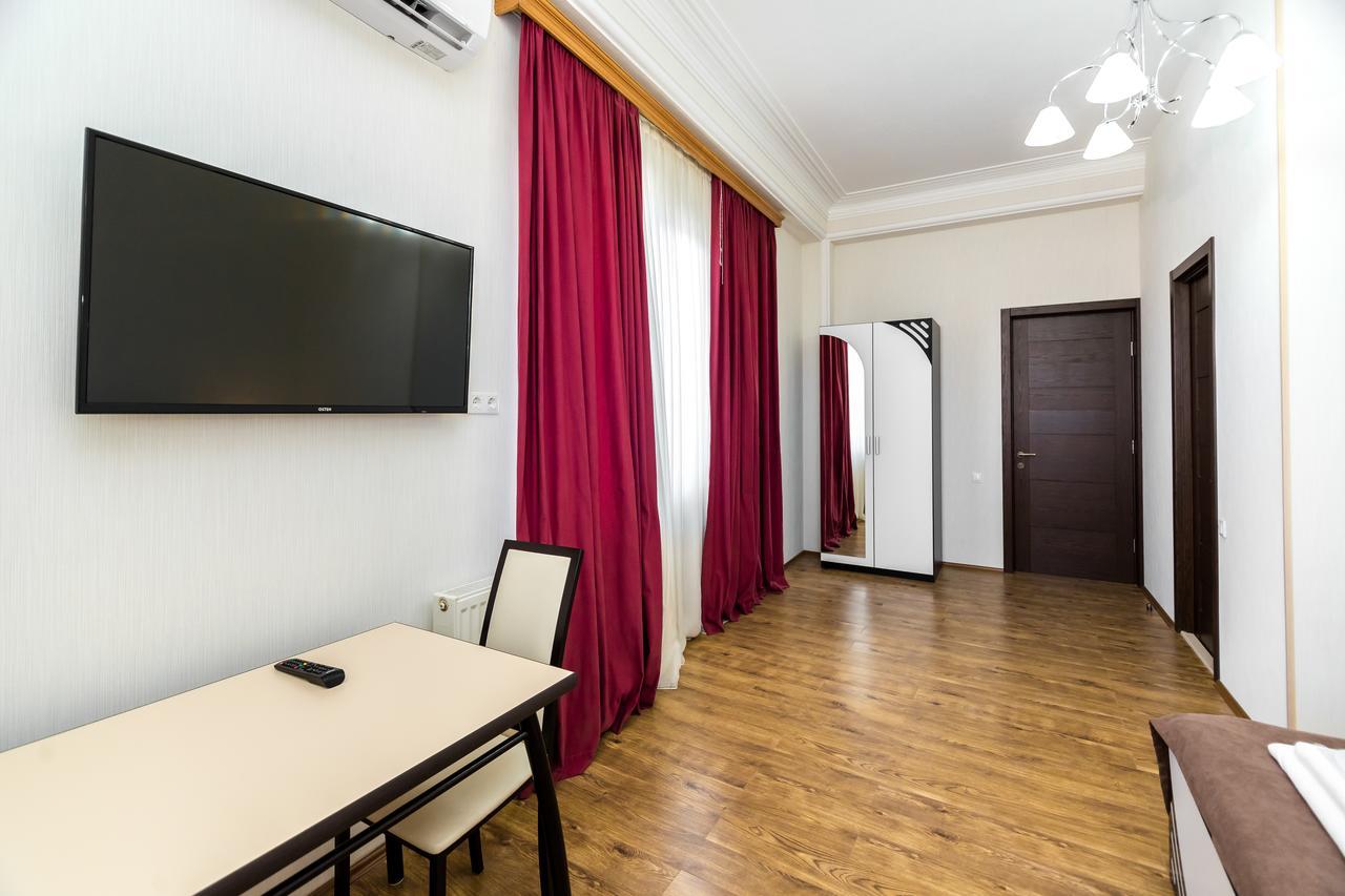 Elia Palace Hotel Tbilisi Bagian luar foto